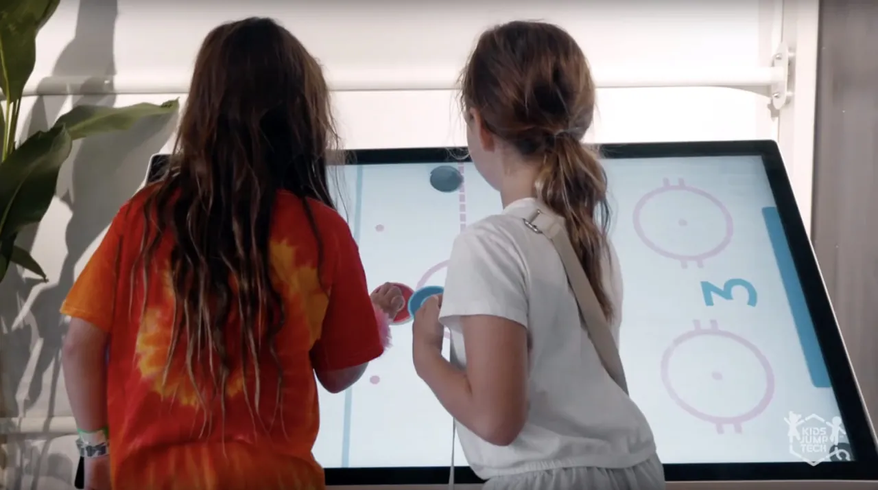 LIV Golf 2023 featuring the Interactive Multitouch Table