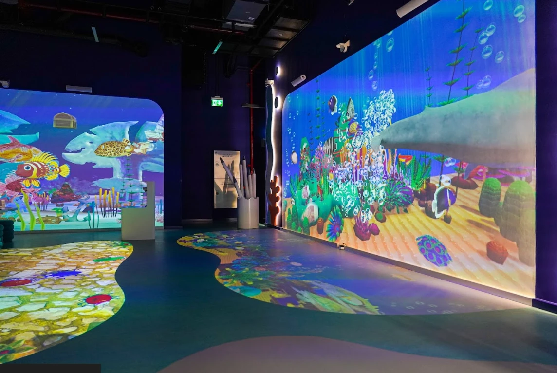 Interactive Wall for Collaborative Learning