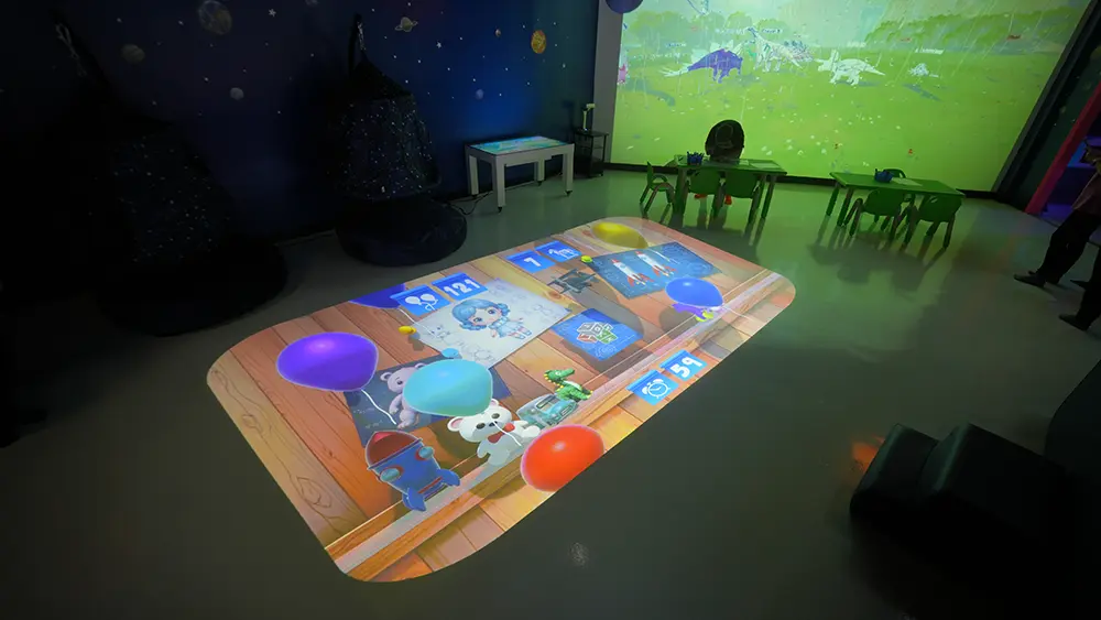 Immersive interactive floor